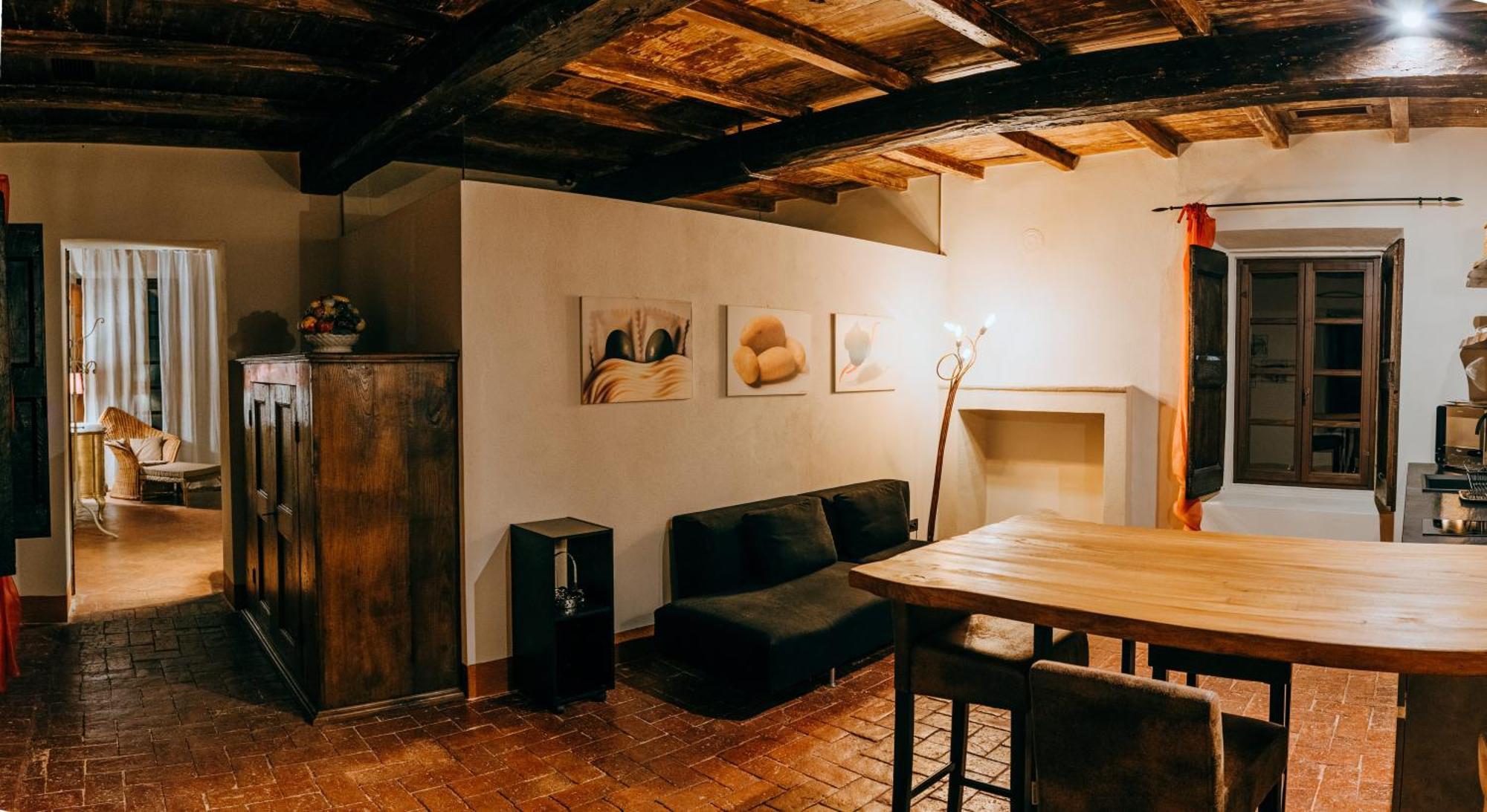 Castello Di Piovera エクステリア 写真