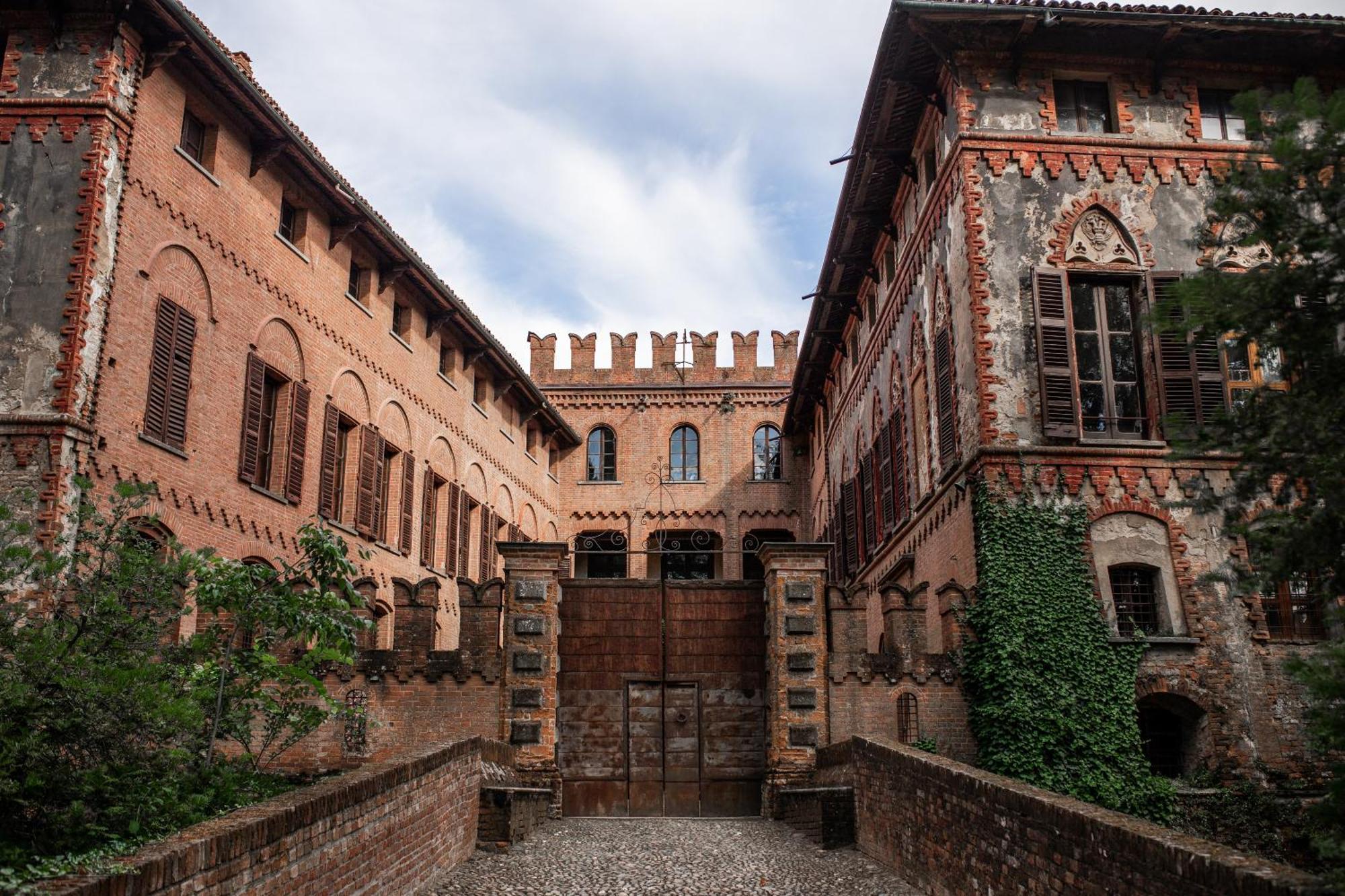 Castello Di Piovera エクステリア 写真