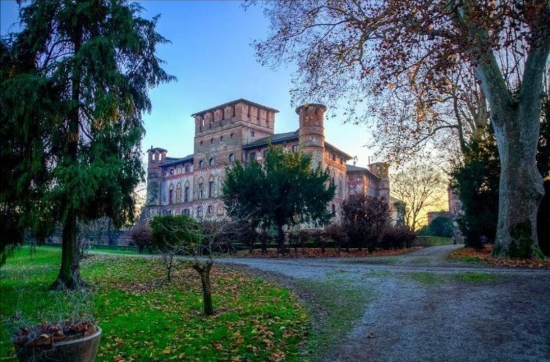 Castello Di Piovera エクステリア 写真