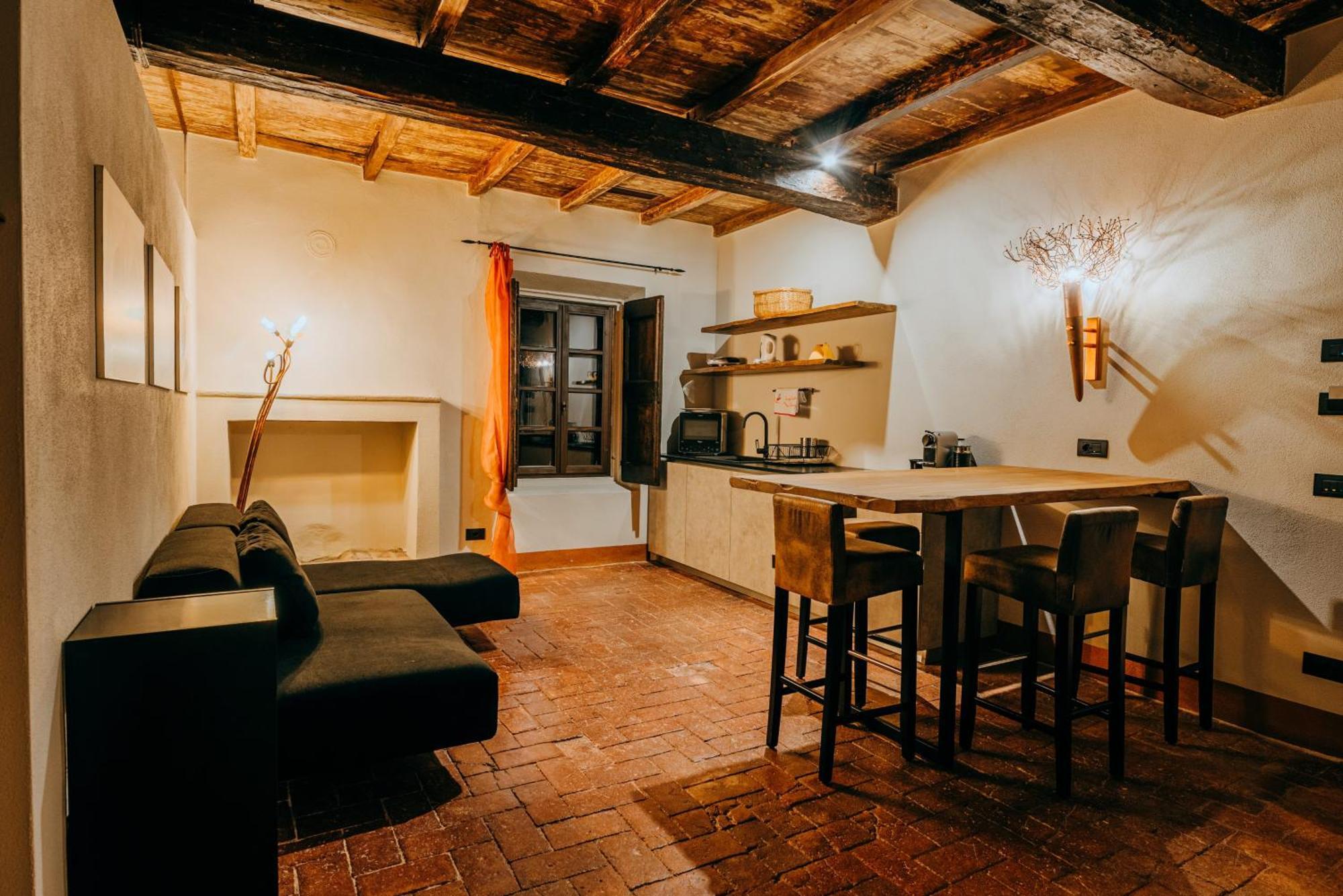 Castello Di Piovera エクステリア 写真